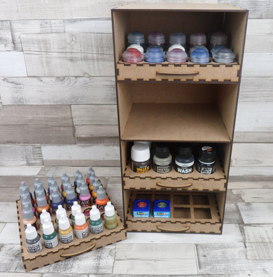 Paint cabinet with 4 pull out drawers